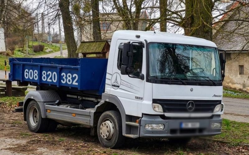 Mercedes Atego kontejner